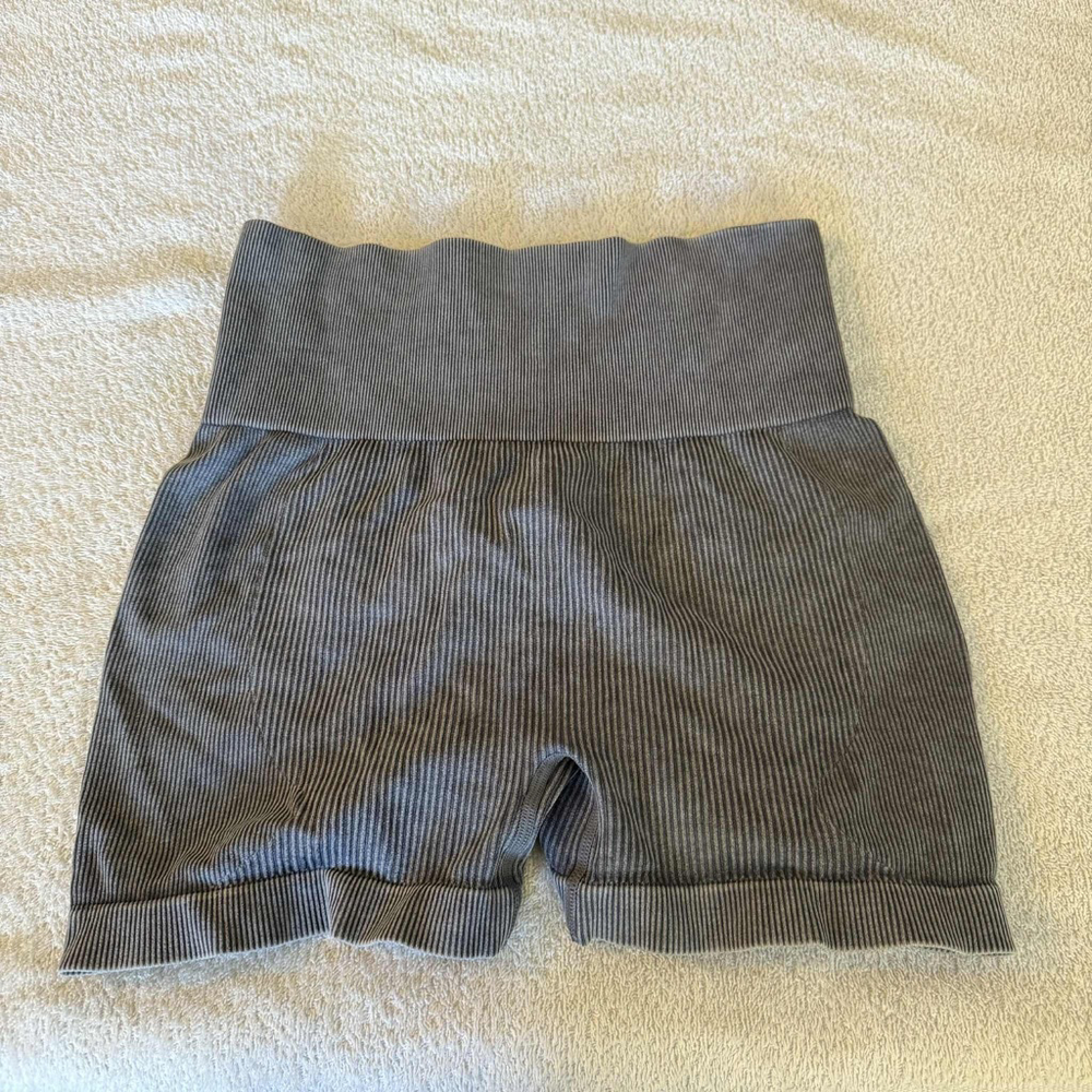Women's NEW MIX CLASSIC Gray Ribbed Athletic Shorts S